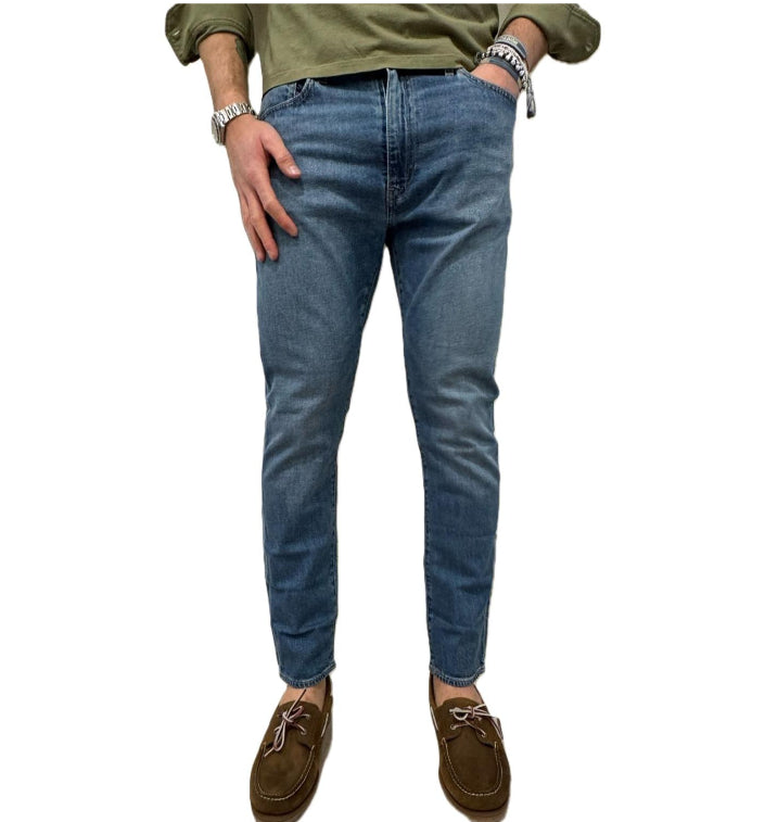 Levi’s 512 slim taper